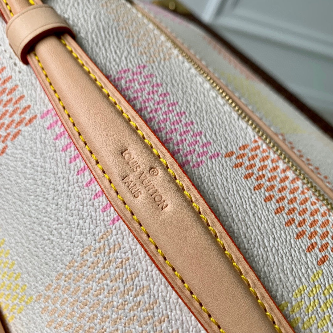 Louis Vuitton Pochette Métis East West Damier Lichen Shoulder Bag