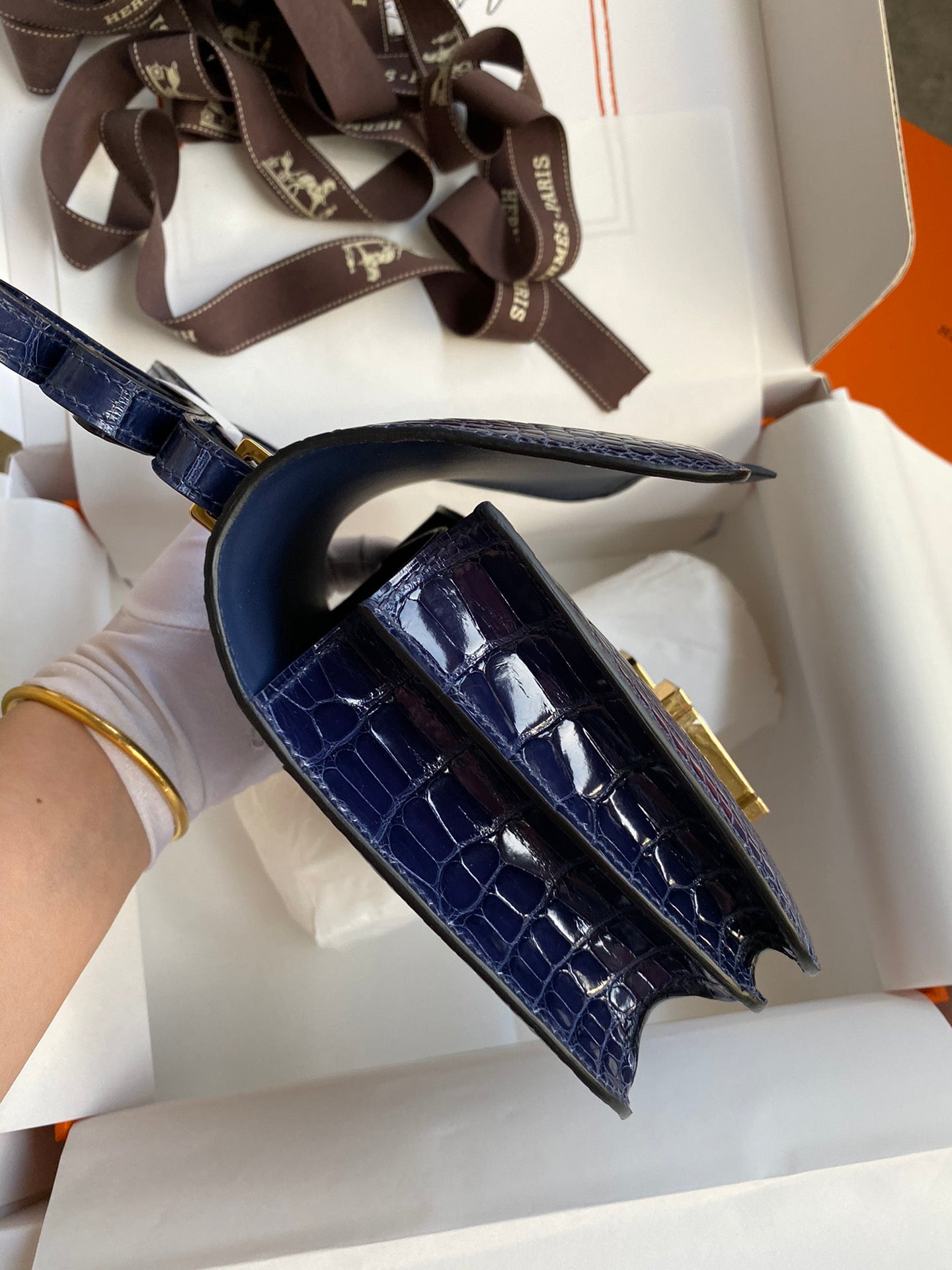 Luxury Blue Crocodile Pattern Leather Handbag with Gold H-Clasp