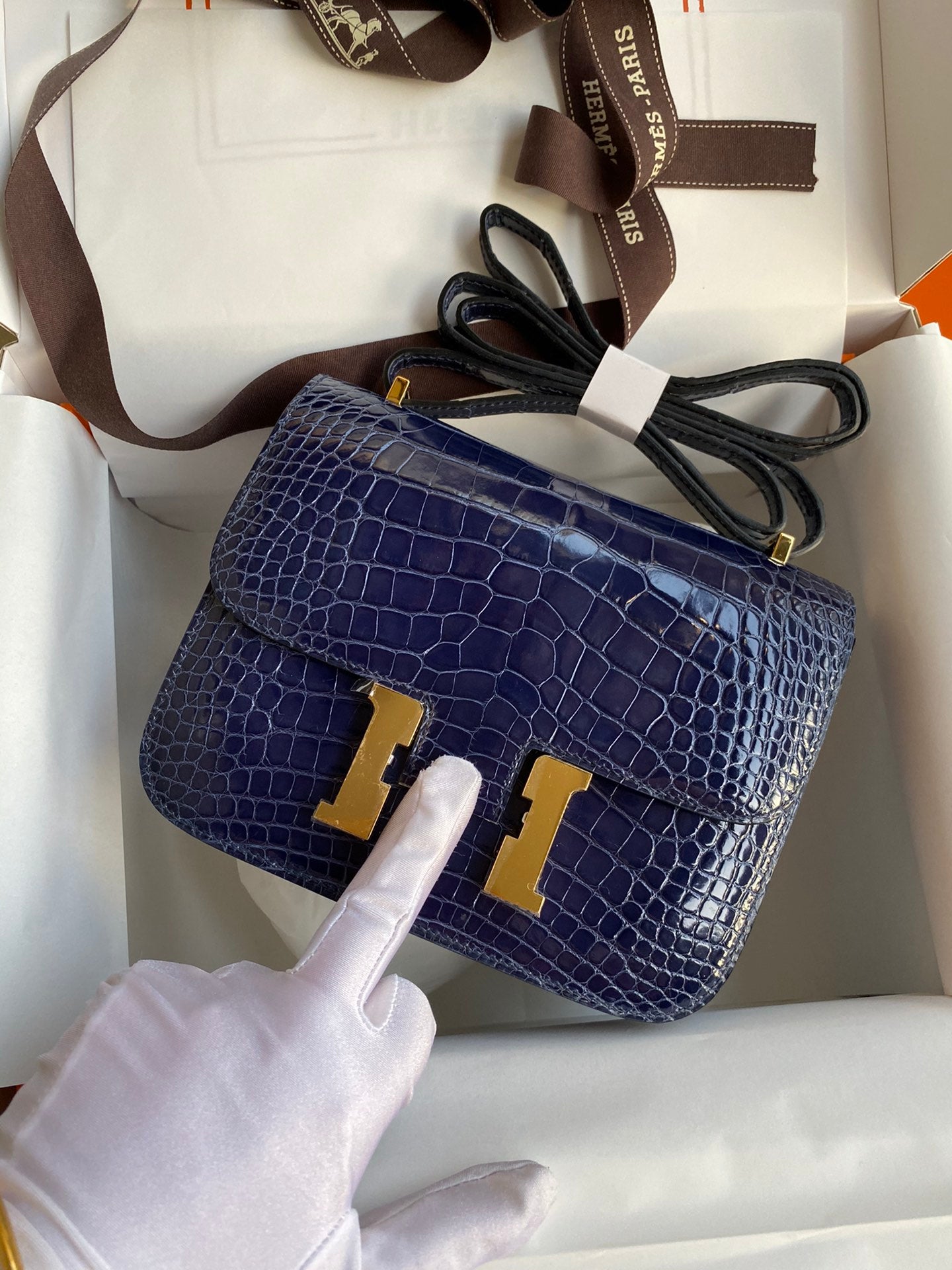 Luxury Blue Crocodile Pattern Leather Handbag with Gold H-Clasp