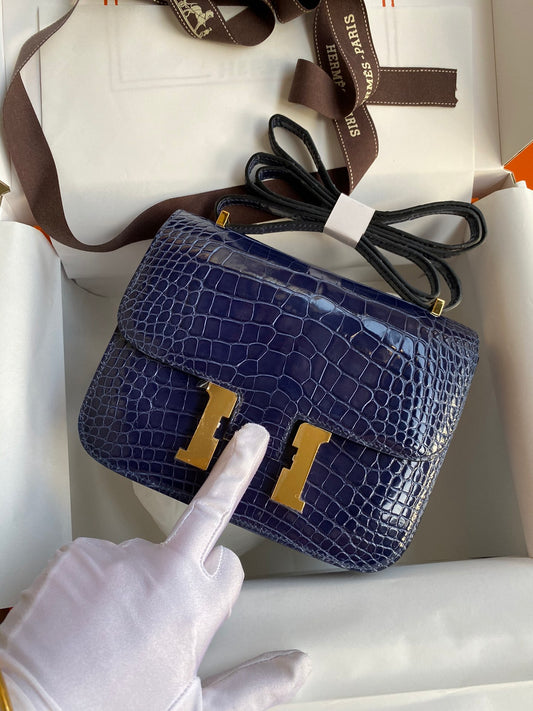 Luxury Blue Crocodile Pattern Leather Handbag with Gold H-Clasp