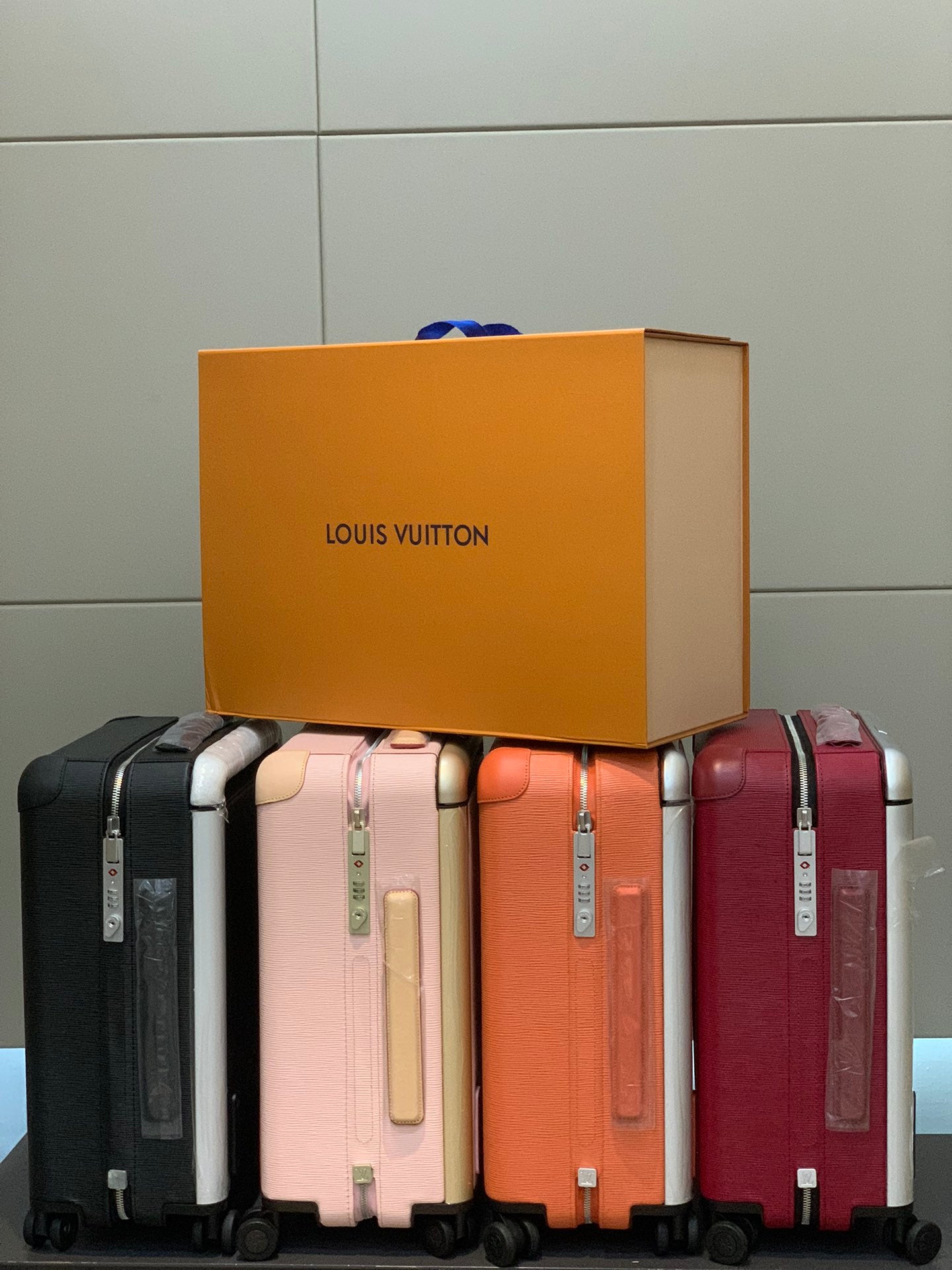 Modern Colorful Hardshell Spinner Suitcase Luxury Travel Luggage
