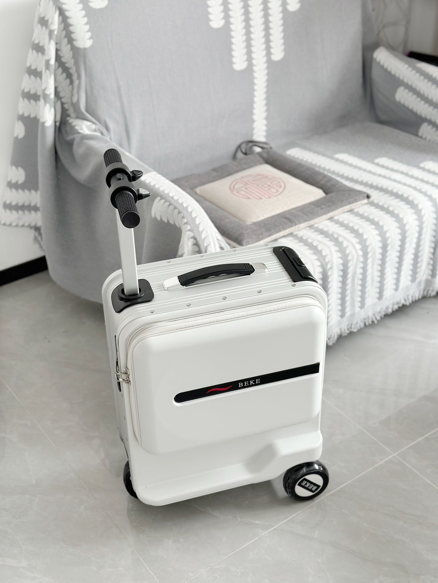 White Hardshell Kids Ride-On Scooter Suitcase for Travel