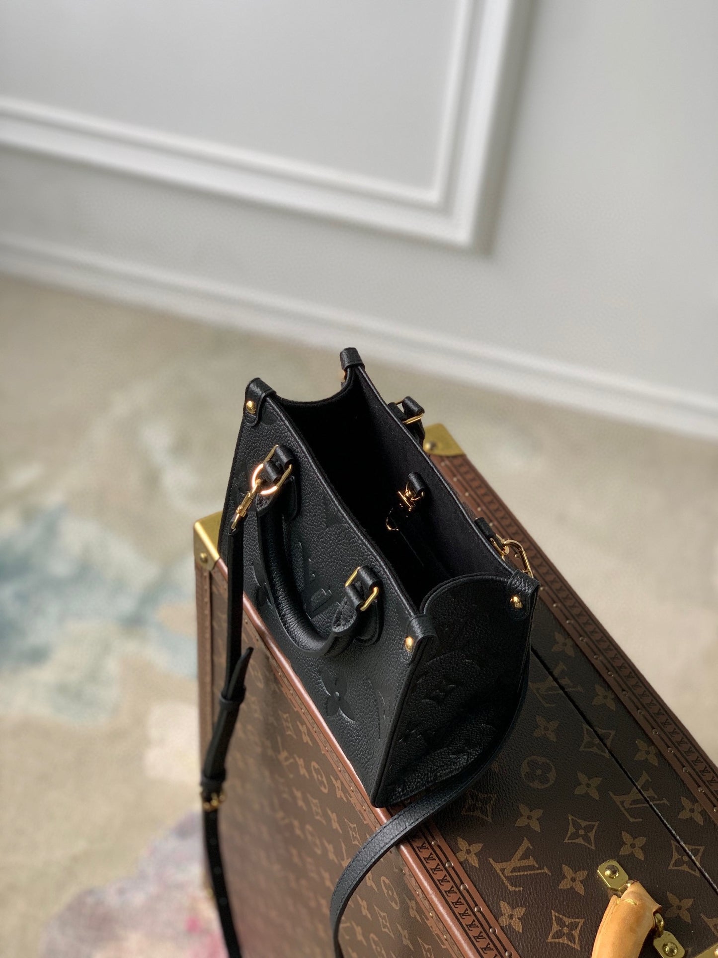 Louis Vuitton OnTheGo PM Monogram Empreinte Leather Handbag - Black