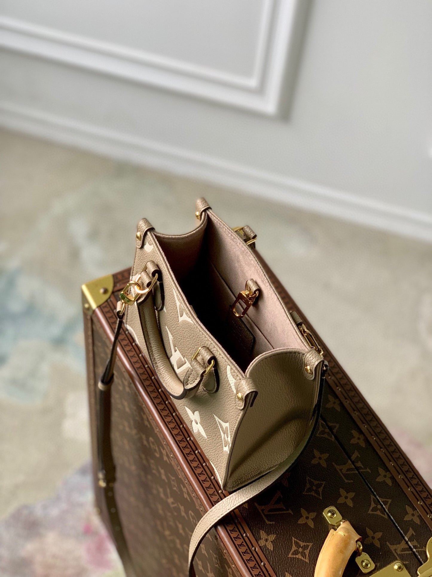 Louis Vuitton Petit Sac Plat Monogram Empreinte Leather Turtledove/Cream
