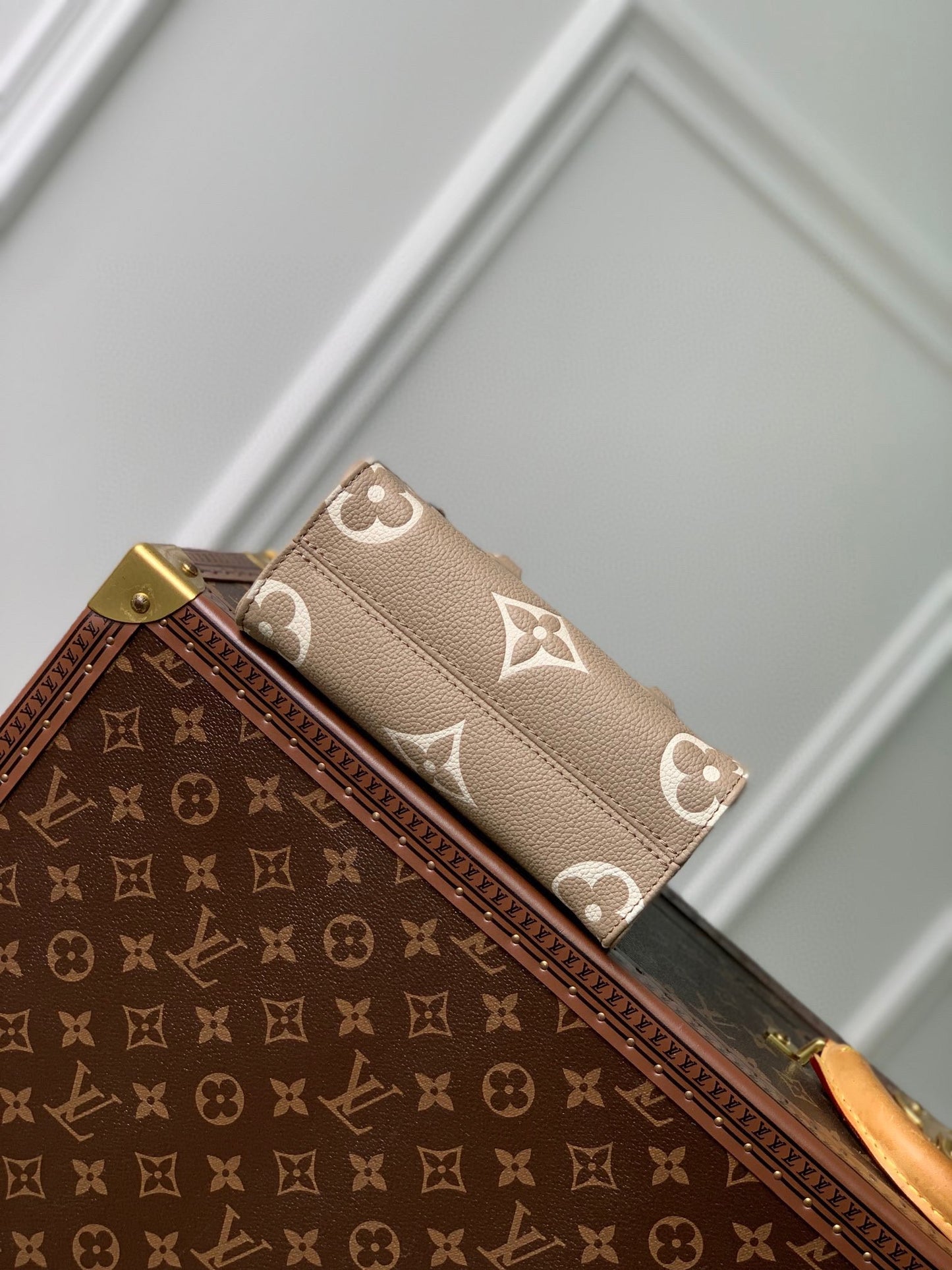 Louis Vuitton Petit Sac Plat Monogram Empreinte Leather Turtledove/Cream