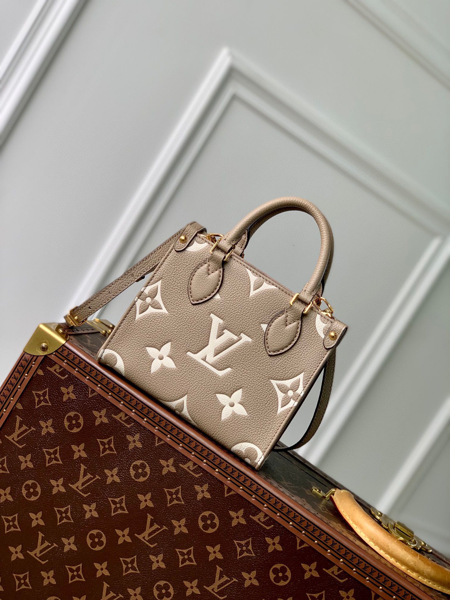 Louis Vuitton Petit Sac Plat Monogram Empreinte Leather Turtledove/Cream