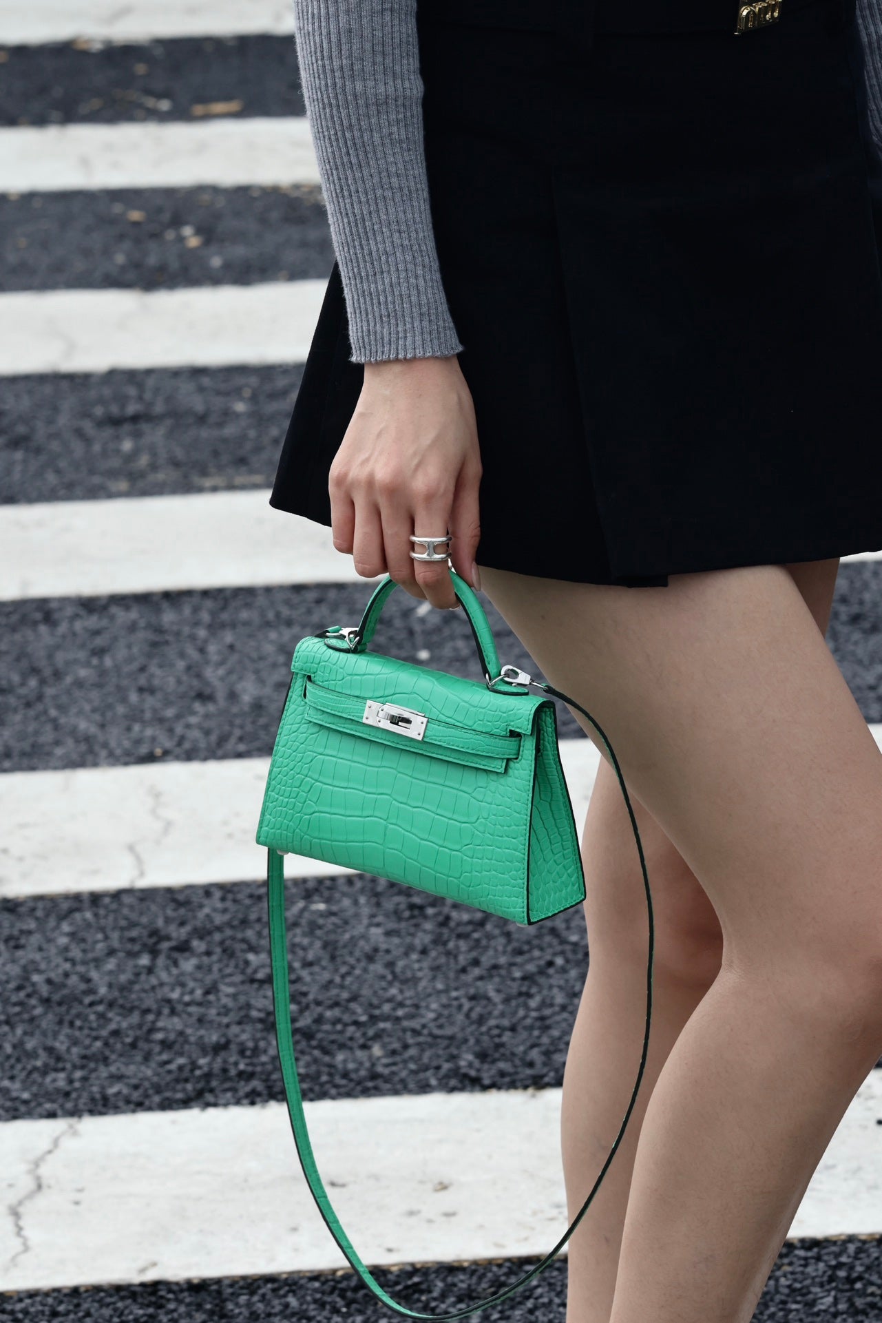 Vibrant Green Crocodile Embossed Top-Handle Handbag with Silver Hardware