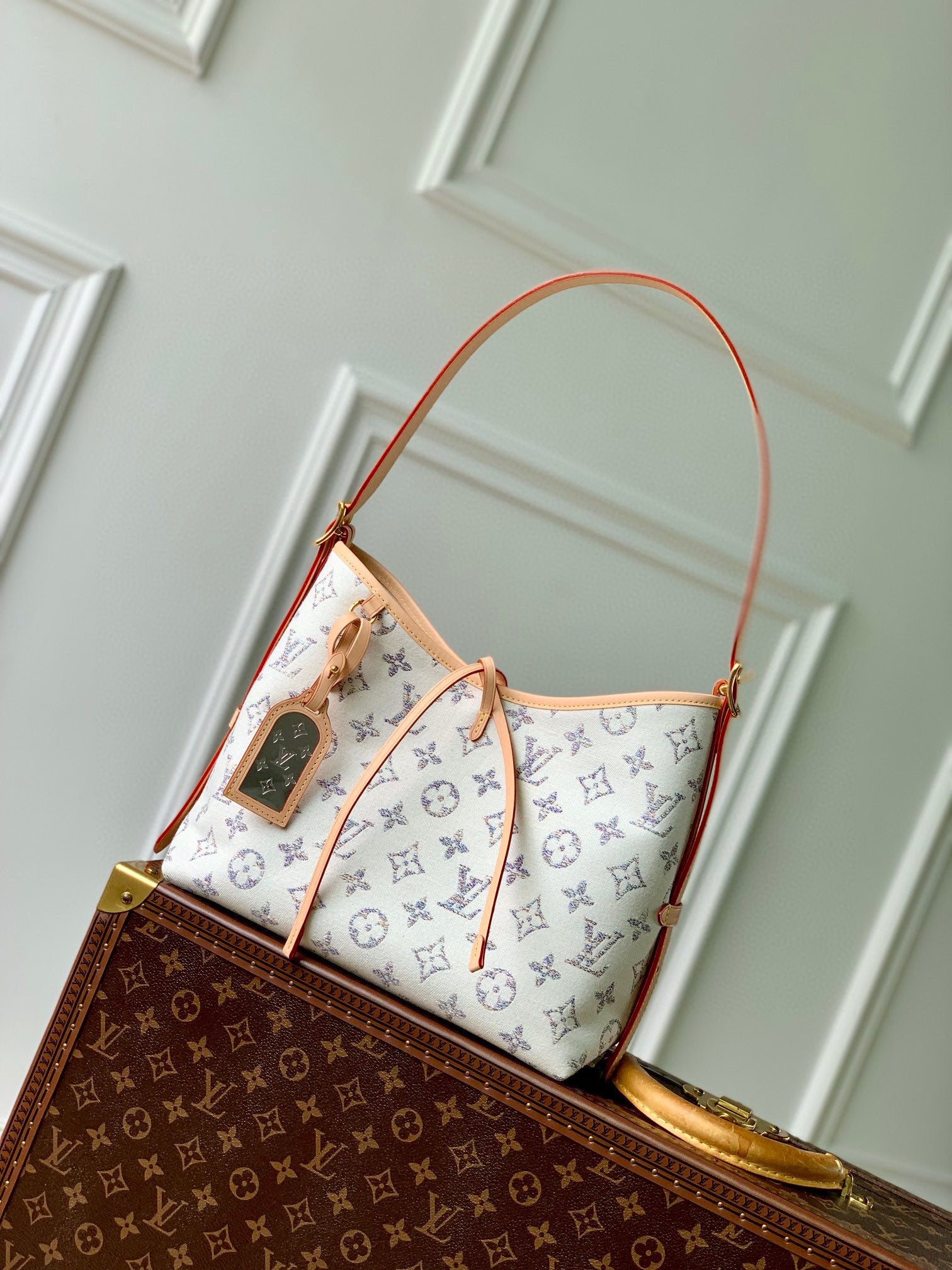 Louis Vuitton Carryall MM Monogram Canvas Handbag - Cream/Blue