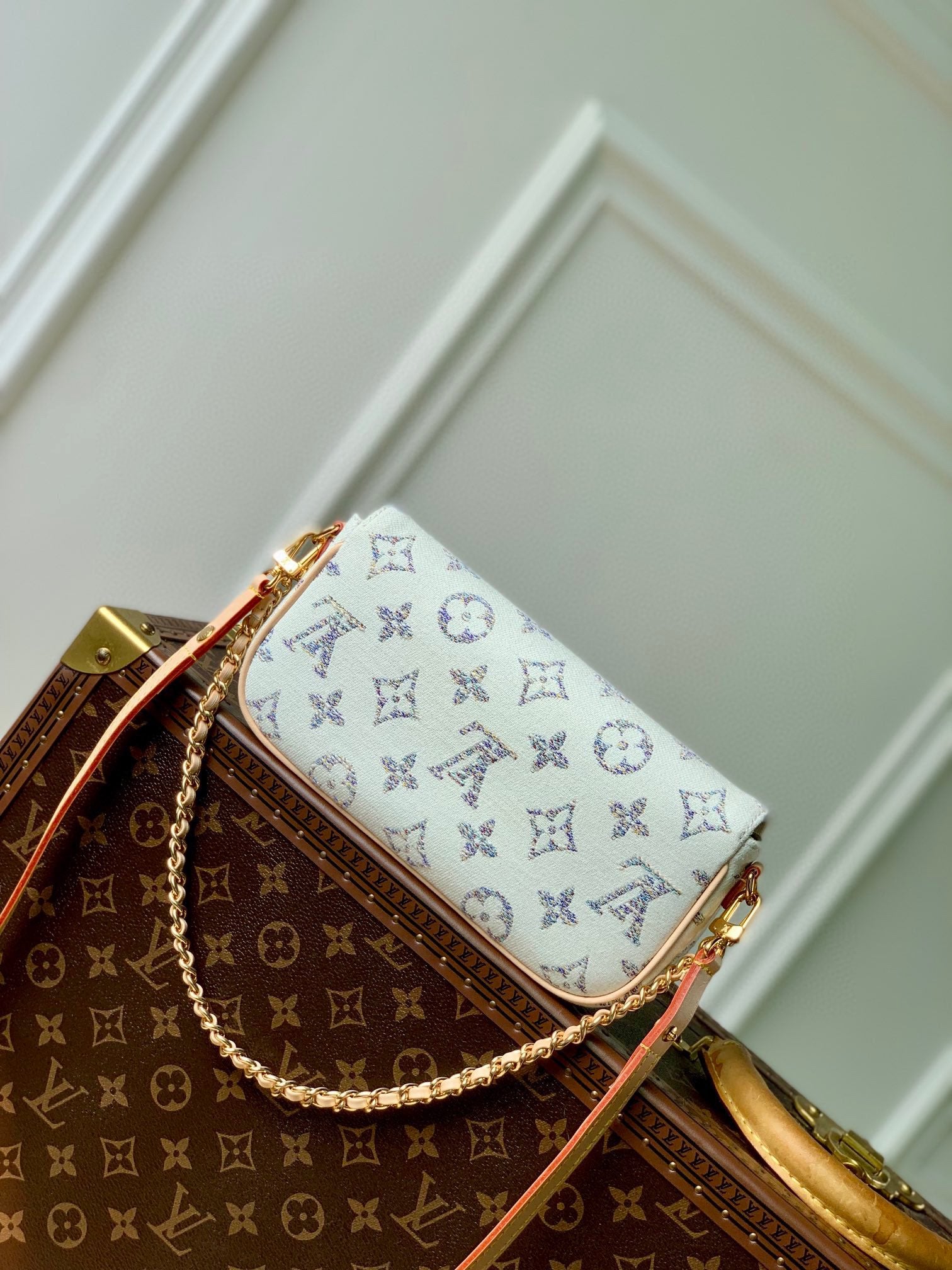 Louis Vuitton White Monogram Easy Pouch on Strap - Luxury Leather Crossbody Bag