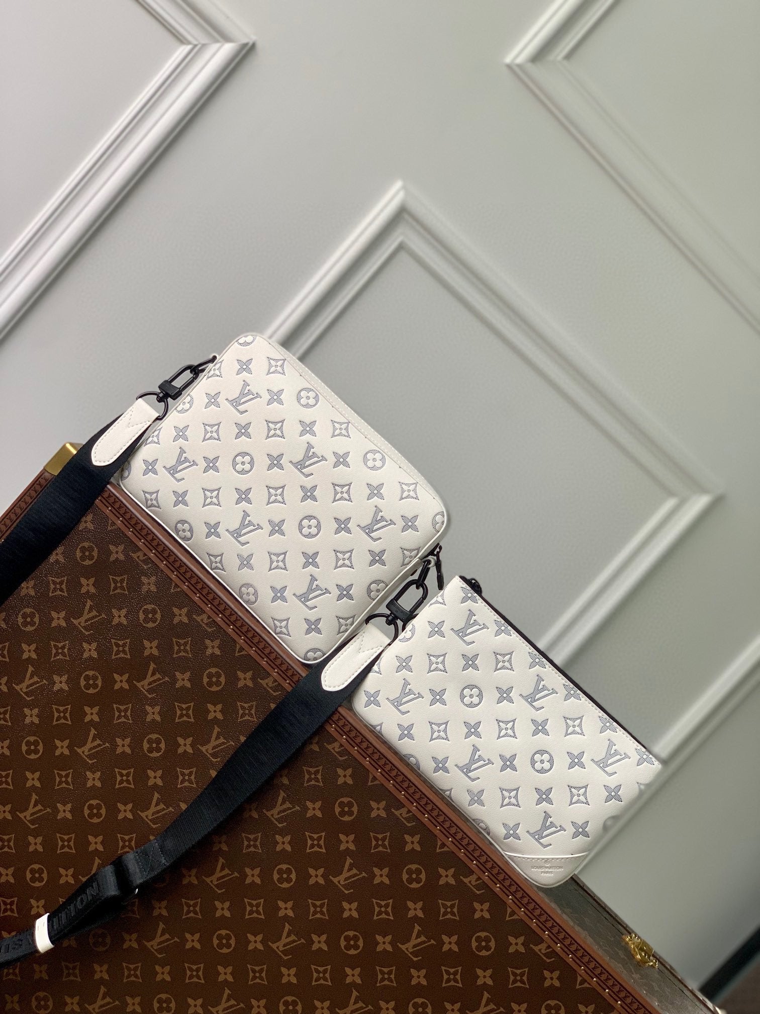 Louis Vuitton Trio Messenger Monogram Bag - White/Grey