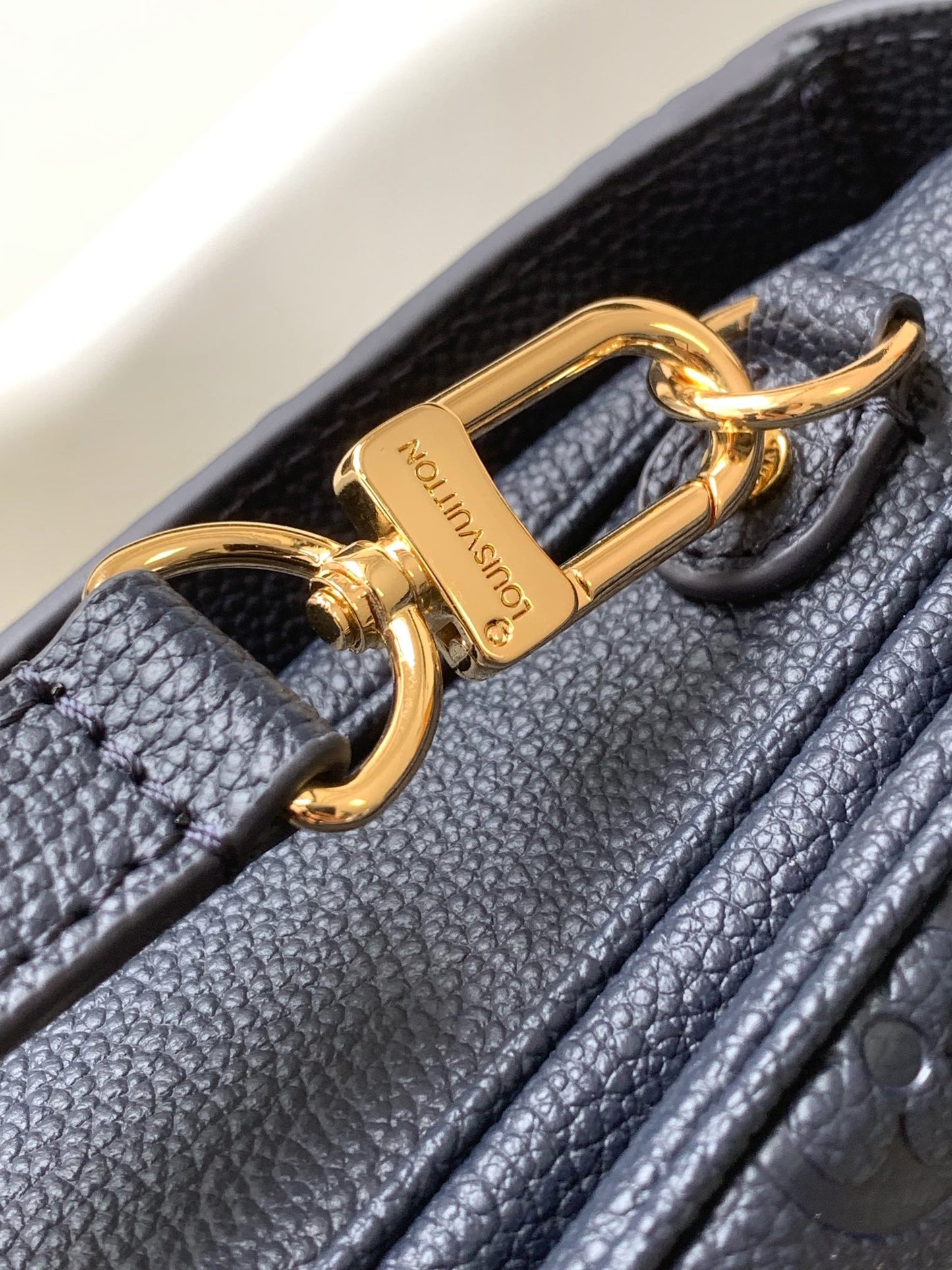 Louis Vuitton Pochette Métis Monogram Empreinte Leather Crossbody Bag - Navy Blue