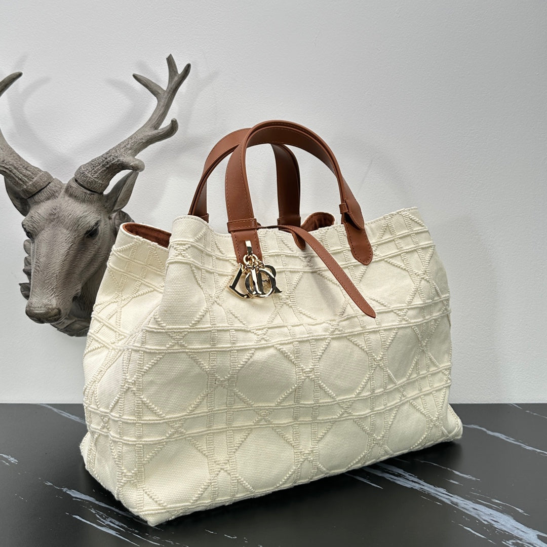 Elegant Quilted Canvas Tote Bag with Brown Leather Handles - Cream White