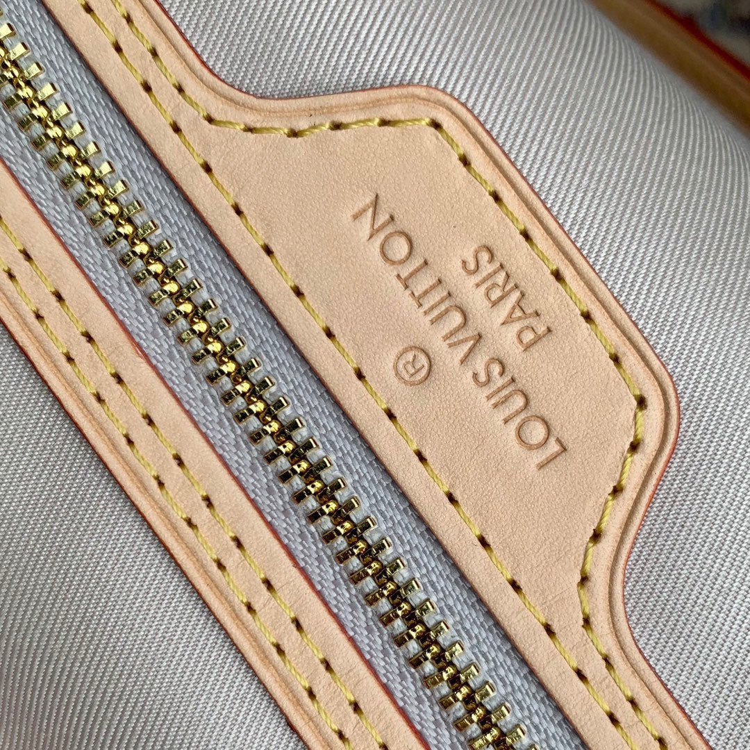 Louis Vuitton Neverfull MM Tote Bag - White Monogram Canvas with Leather Trim
