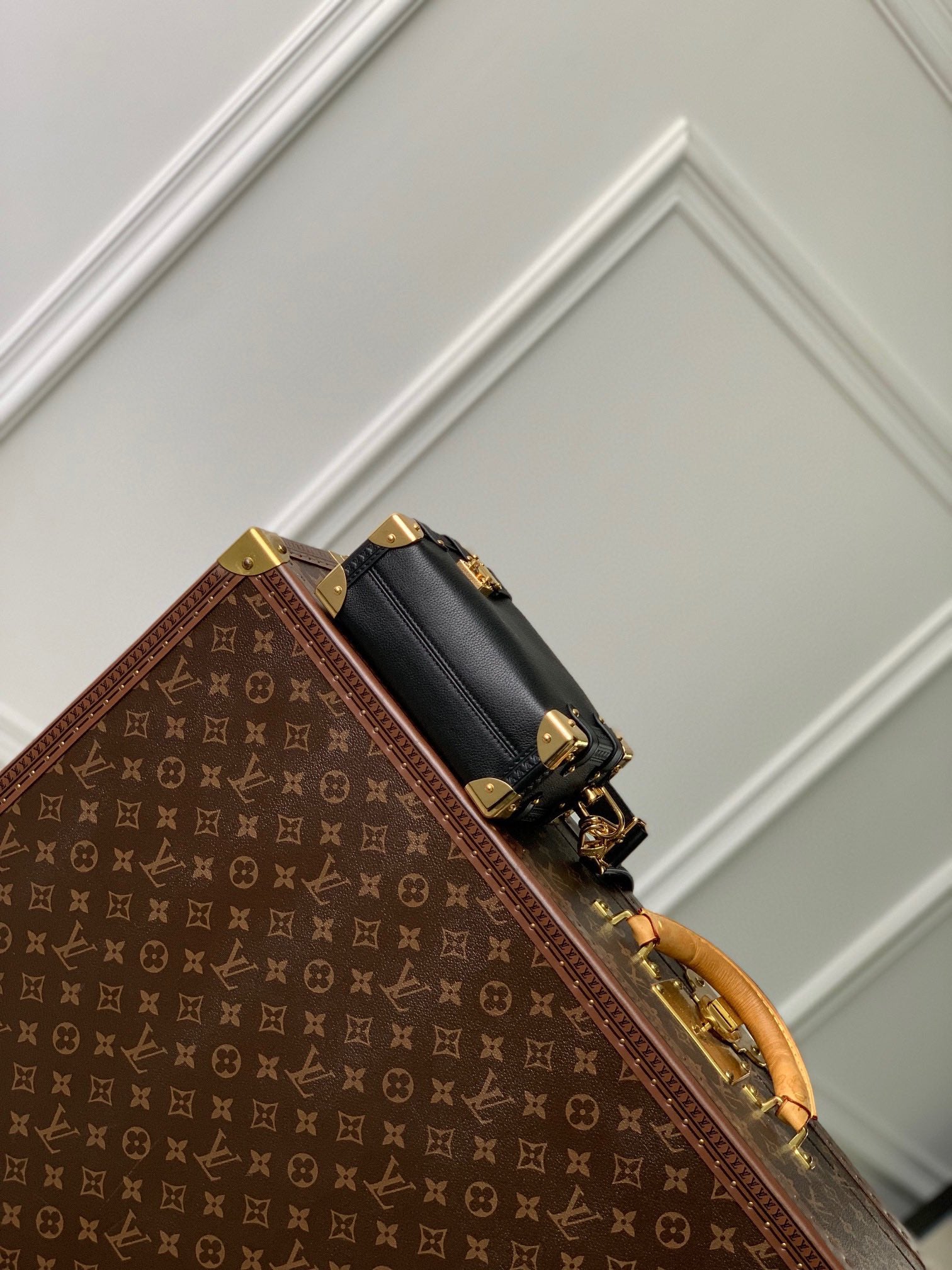 Luxury Designer Black Leather Mini Trunk Crossbody Bag with Gold Hardware