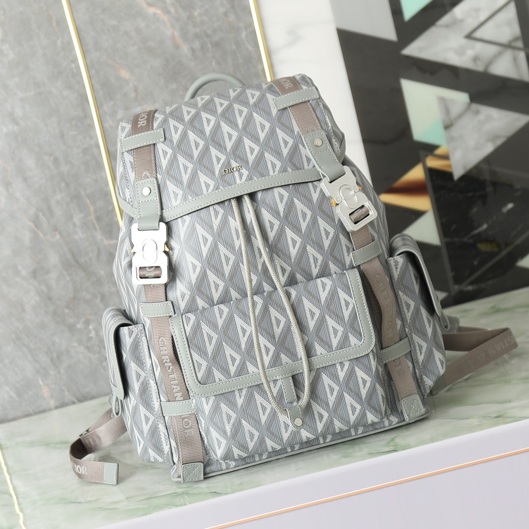 Men's Grey Geometric Diamond Canvas Backpack with Adjustable Buckle Straps