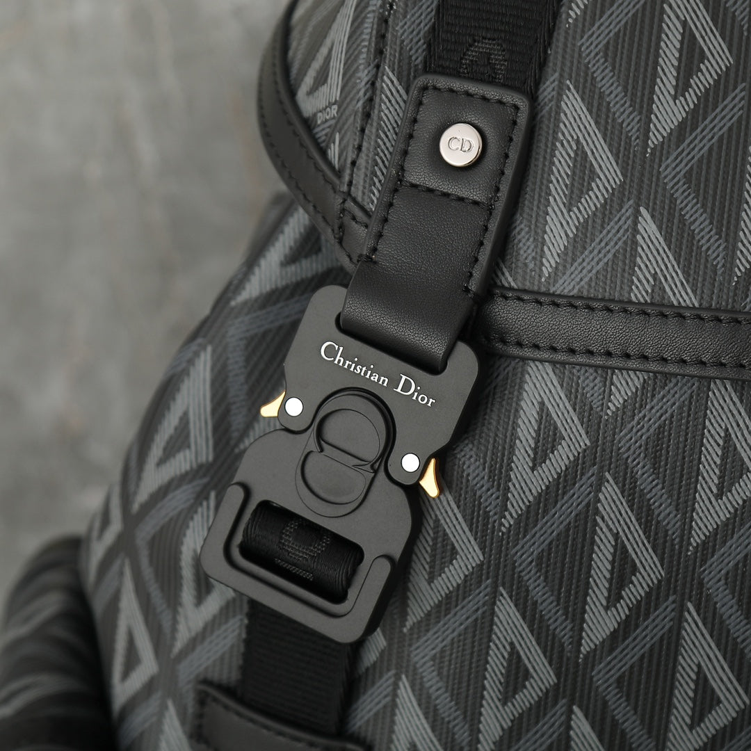 Men's Luxury Geometric Pattern Backpack - Black and Grey Diamond Canvas Rucksack