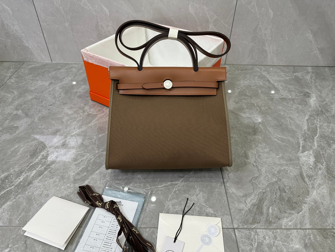 Hermès Herbag Zip 31 Canvas and Leather Handbag - Etoupe &amp; Tan