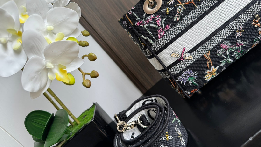 Christian Dior Medium Lady D-Lite Bag - Black Floral Embroidered Canvas