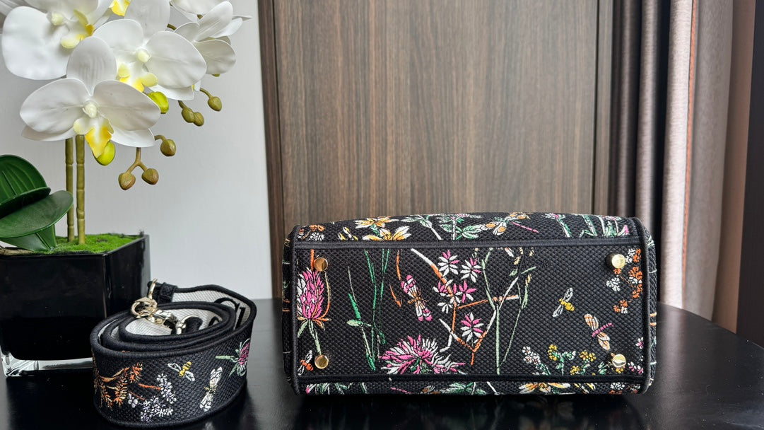 Christian Dior Medium Lady D-Lite Bag - Black Floral Embroidered Canvas