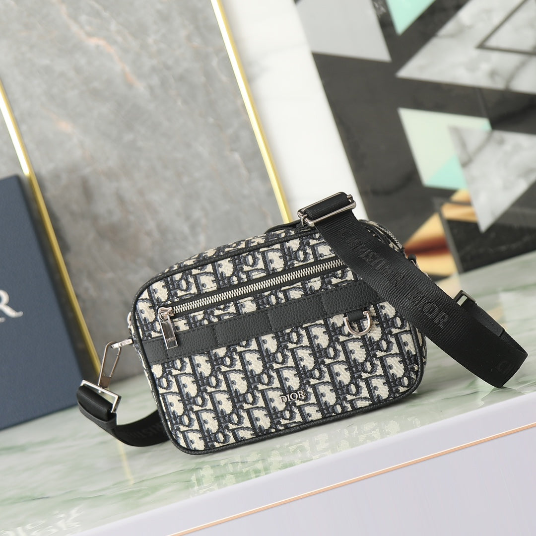 Dior Safari Messenger Bag in Blue Oblique Jacquard and Grained Calfskin