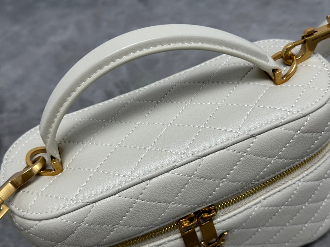 Saint Laurent 80's Vanity Bag in Quilted Lambskin - Cream