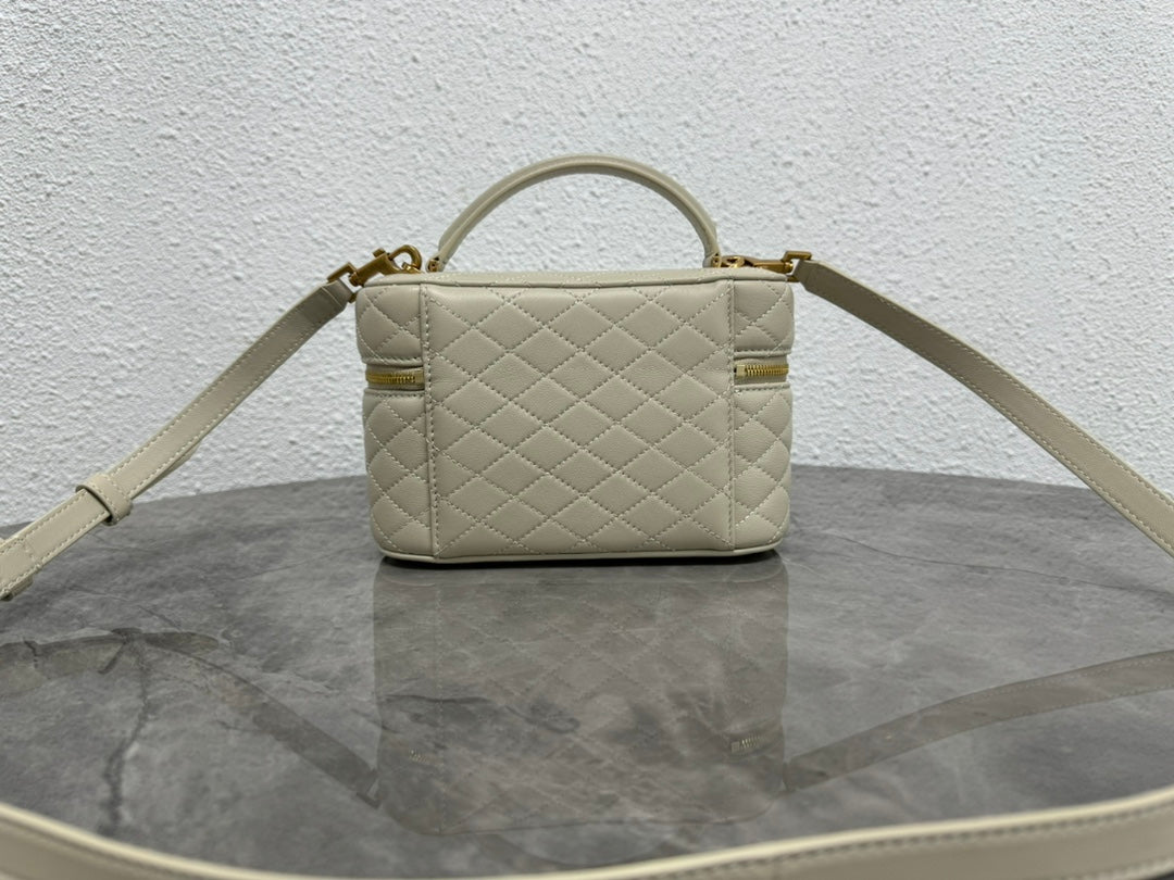 Saint Laurent 80's Vanity Bag in Quilted Lambskin - Cream