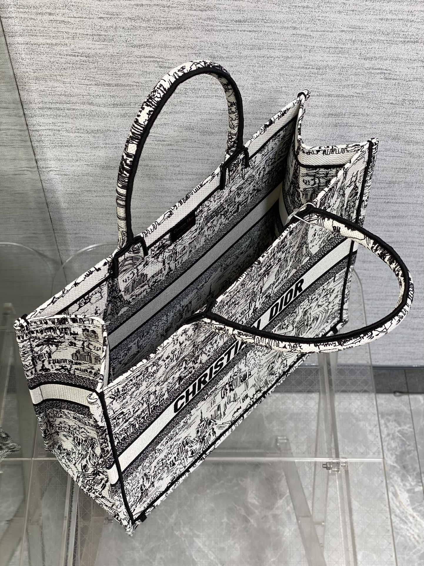 Christian Dior Plan de Paris Large Book Tote - Black and White Embroidered Canvas