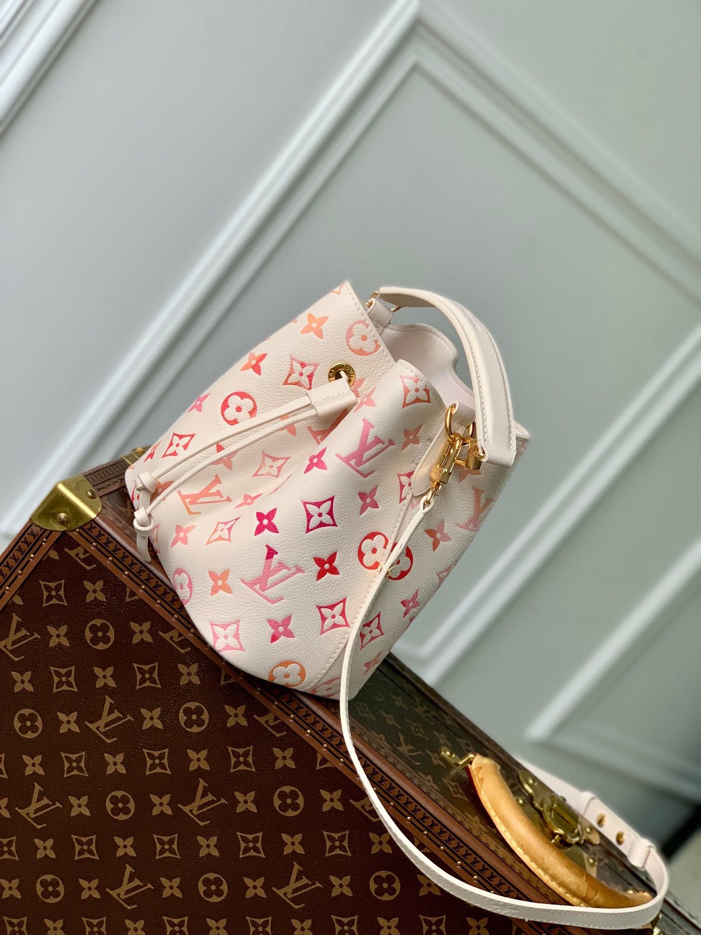 Louis Vuitton White and Pink Monogram Drawstring Bucket Bag Luxury Crossbody Handbag