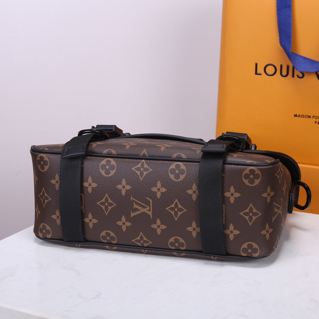 Louis Vuitton Christopher Messenger Bag Monogram Macassar