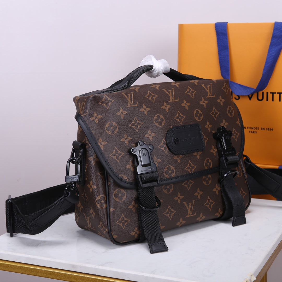 Louis Vuitton Christopher Messenger Bag Monogram Macassar