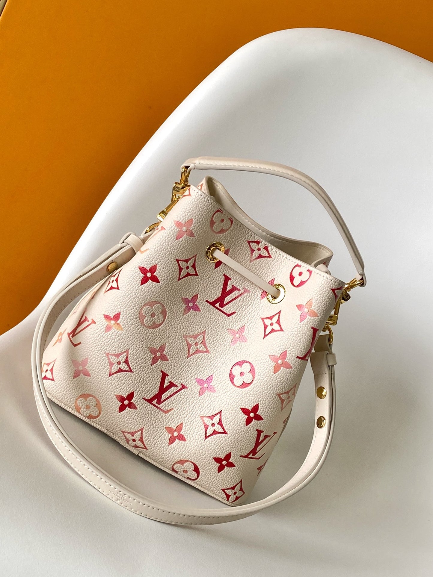 Louis Vuitton Monogram Gradient NéoNoé BB Bucket Bag - Cream/Multicolor