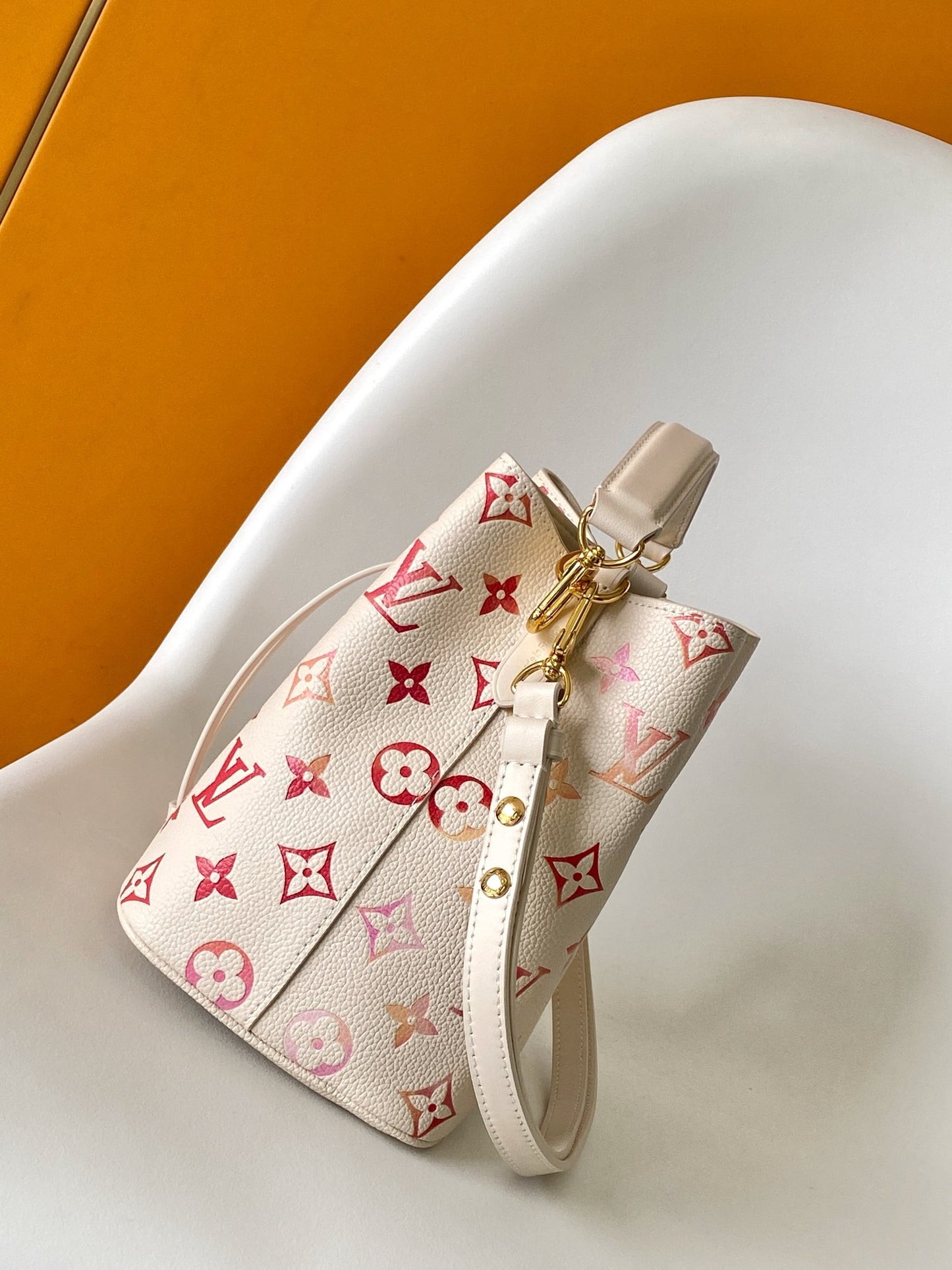 Louis Vuitton Monogram Gradient NéoNoé BB Bucket Bag - Cream/Multicolor