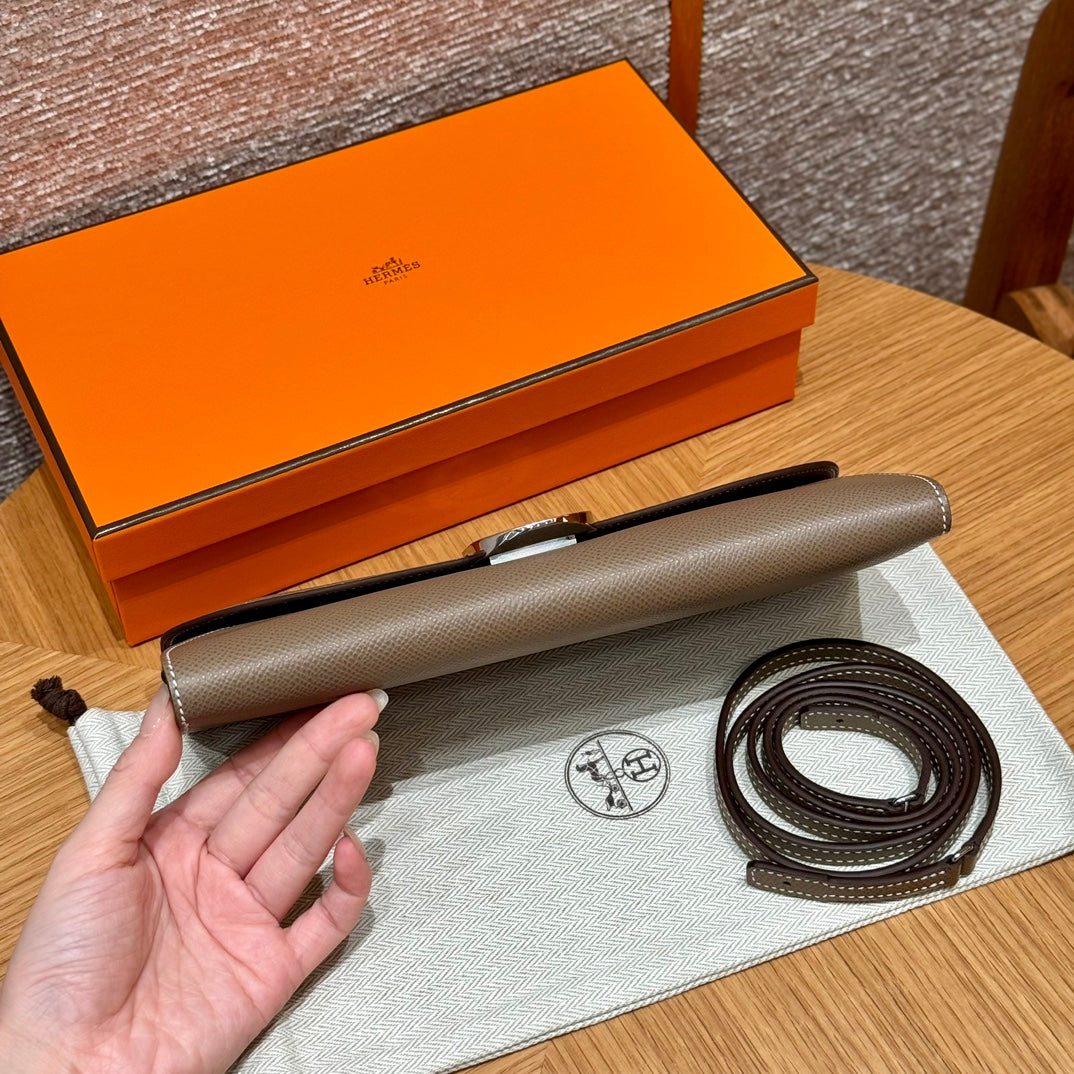Hermès In-the-Loop Phone Pouch - Taupe Leather with Palladium Hardware