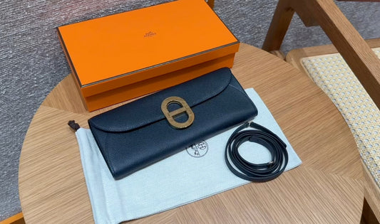 Hermès In-the-Loop Phone To Go Pouch - Navy Blue Leather with Gold Hardware