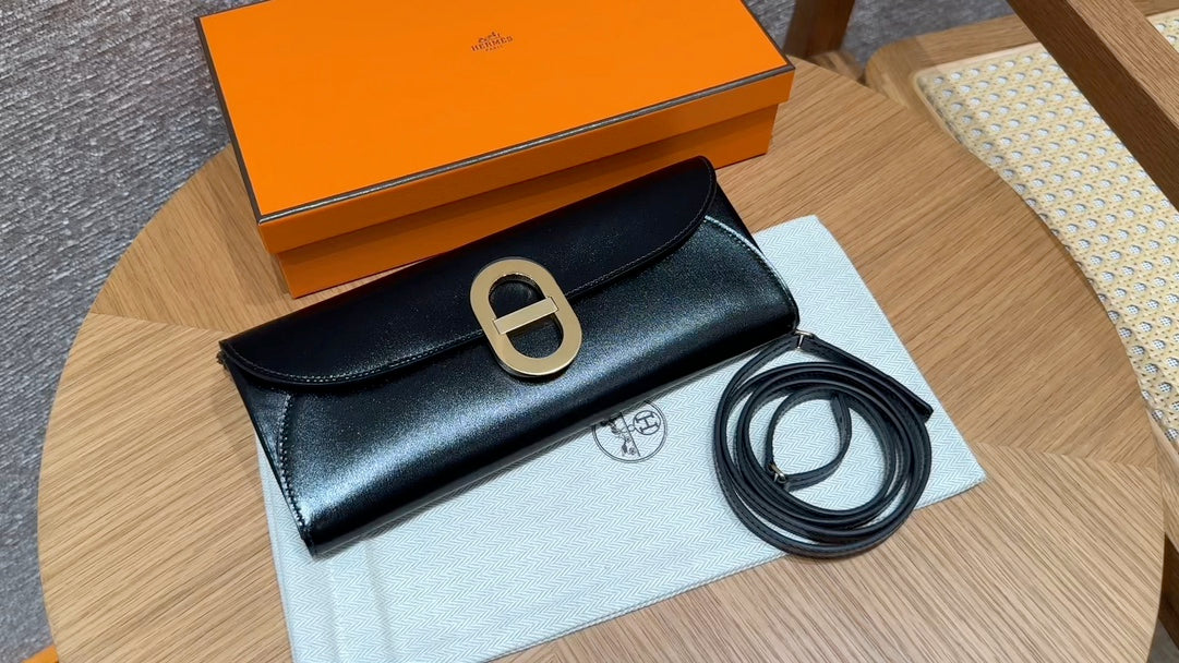 Hermès In-the-Loop Long Wallet - Black Leather with Gold Hardware