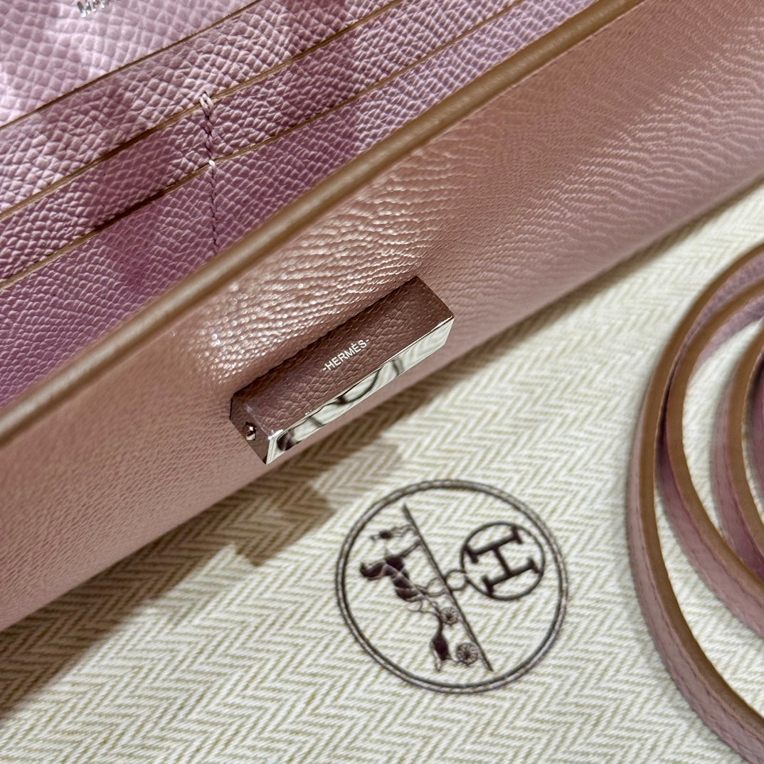Hermès Constance Long To Go Wallet in Mauve Pale Epsom Leather with Palladium Hardware