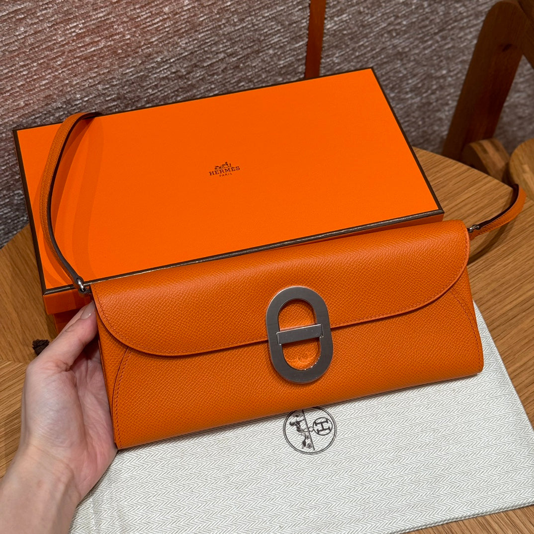 Hermès Orange Epsom Leather Envelope Clutch Bag with Silver-Tone Hardware