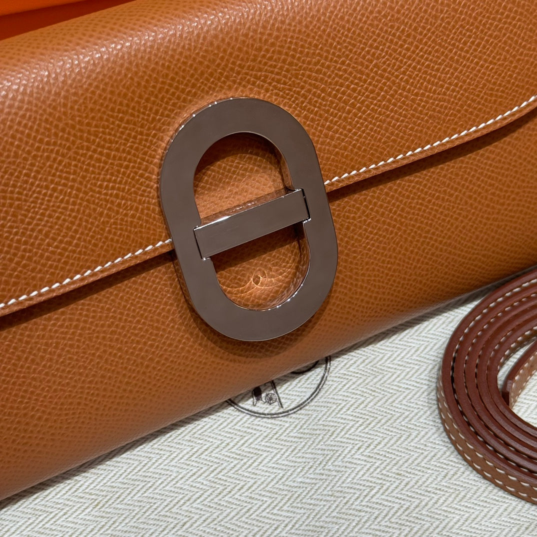 Hermès H d'Ancre Leather Clutch with Detachable Strap - Gold Brown