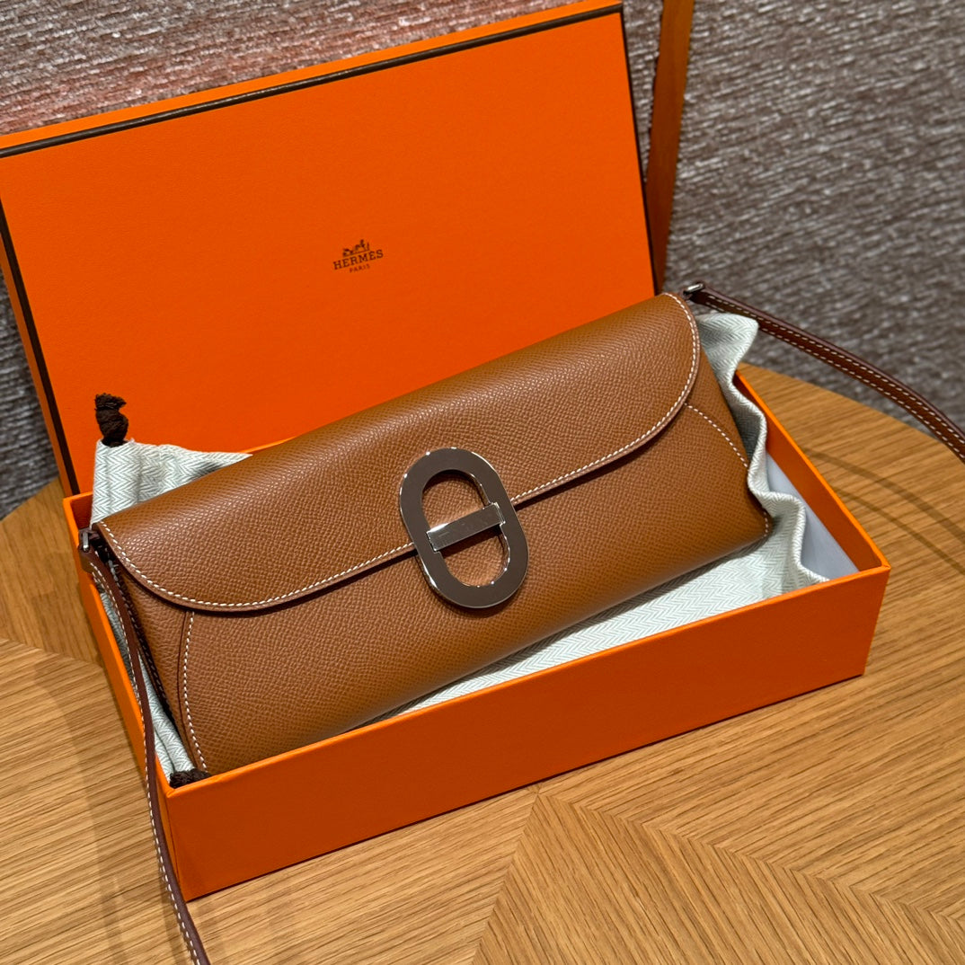 Hermès Kelly To Go Wallet Gold Epsom Leather with Palladium Hardware