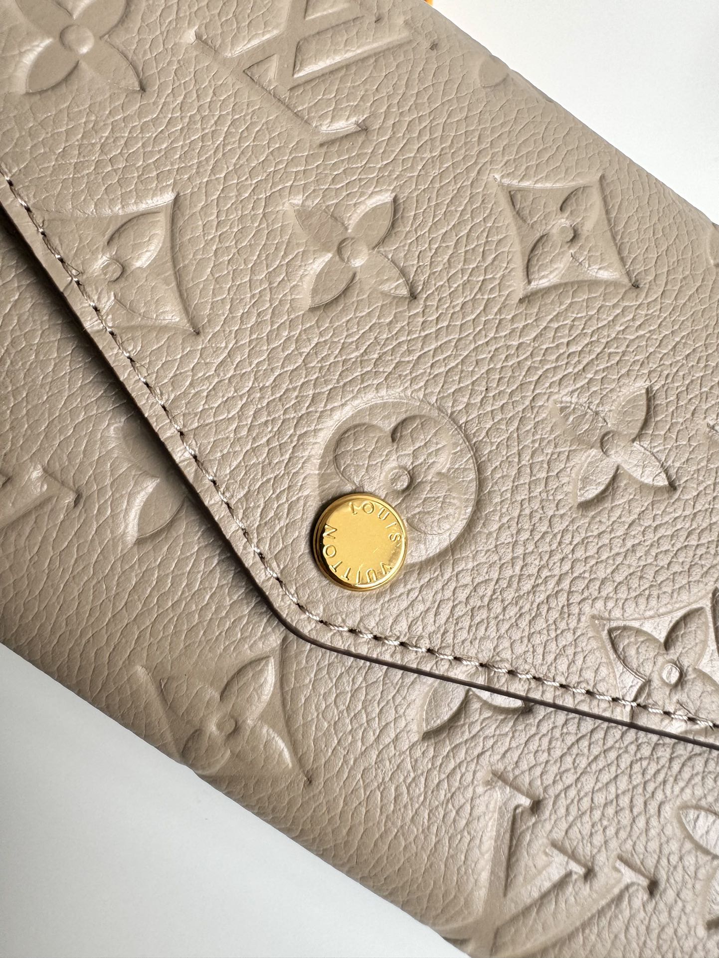 Louis Vuitton Sarah Wallet Monogram Empreinte Leather Turtledove