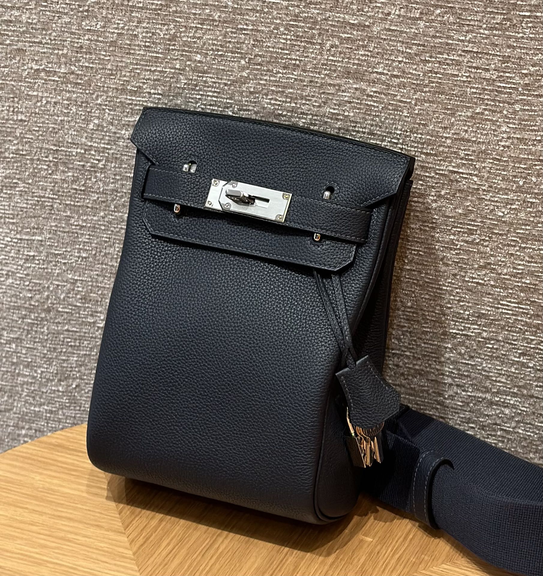 Luxury Black Grained Leather Kelly Style Backpack &amp; Crossbody Messenger Bag