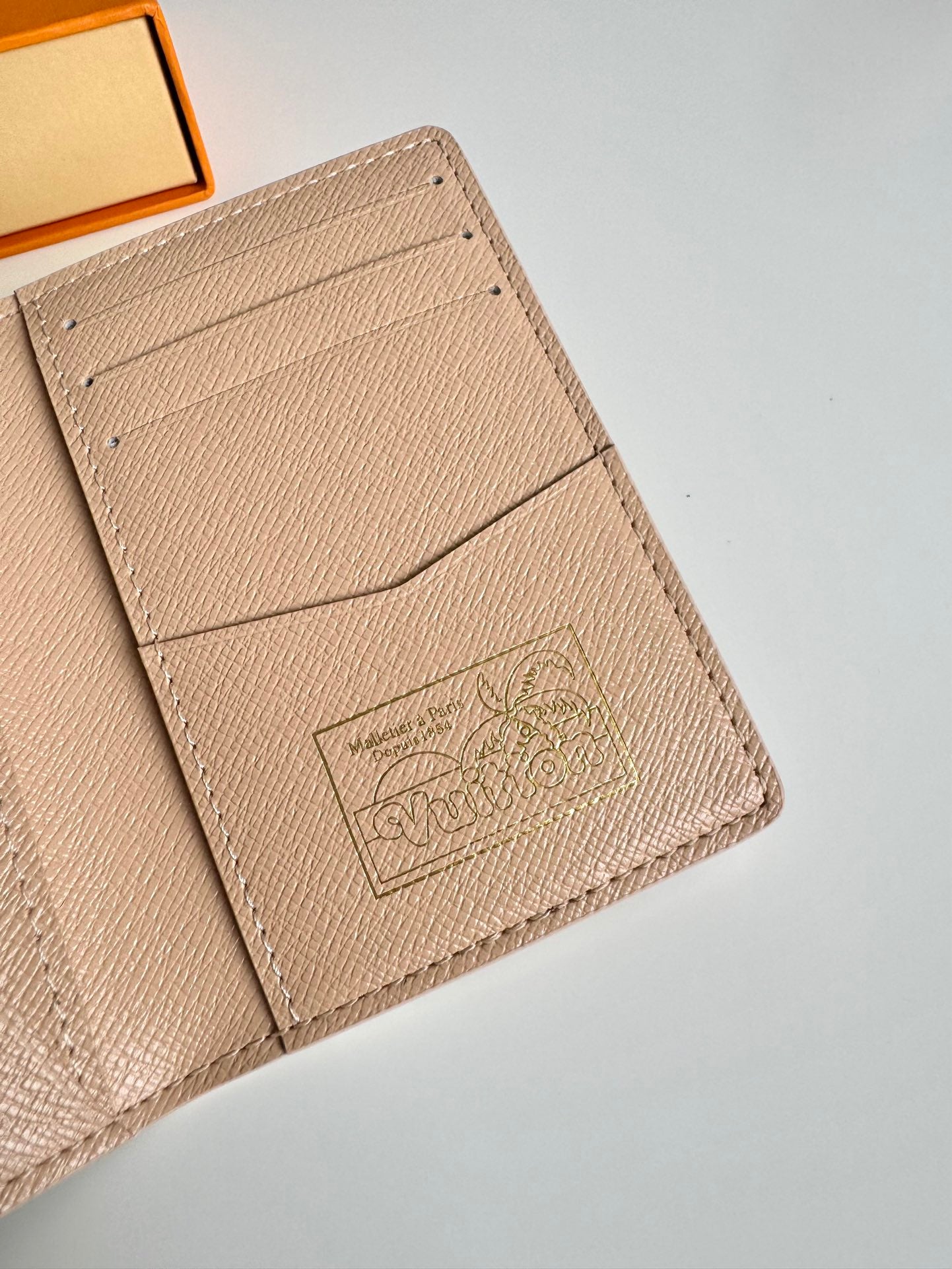 Louis Vuitton Monogram Surfin' Passport Cover - Tropical Print