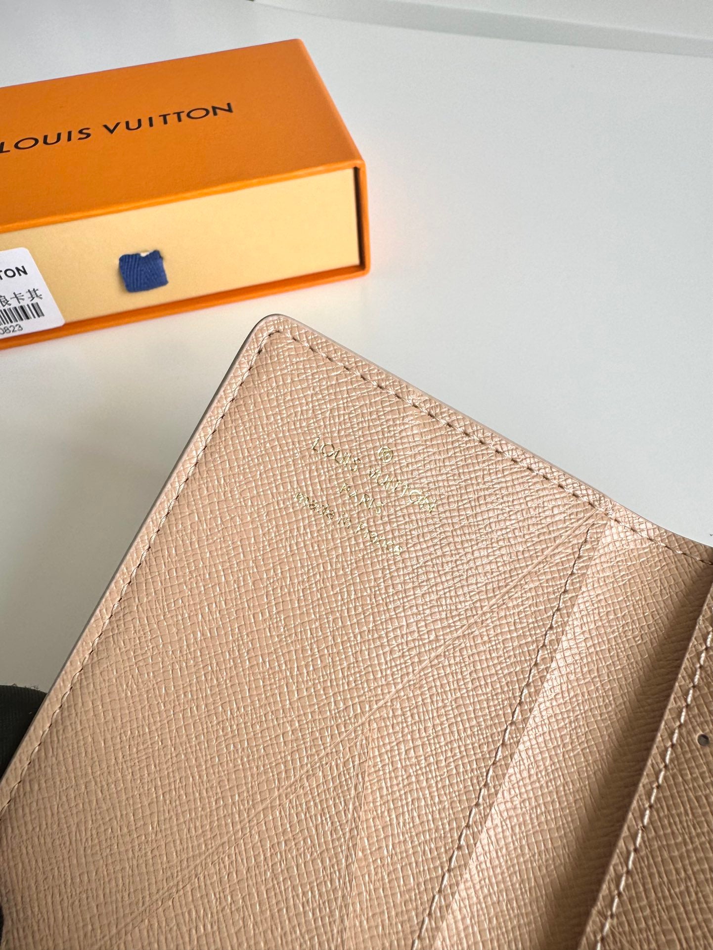 Louis Vuitton Monogram Surfin' Passport Cover - Tropical Print