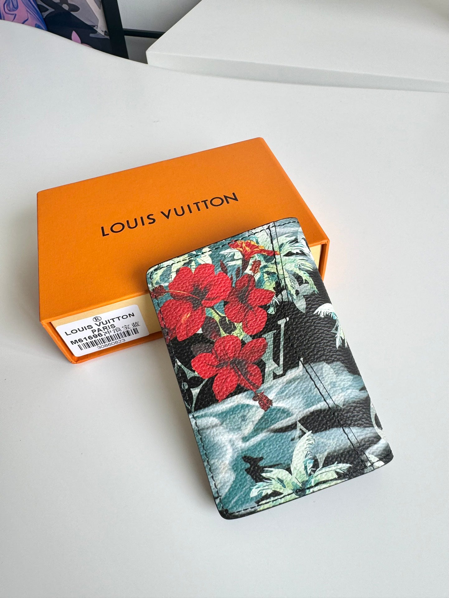 Louis Vuitton Limited Edition Tropical Surf Monogram Passport Cover