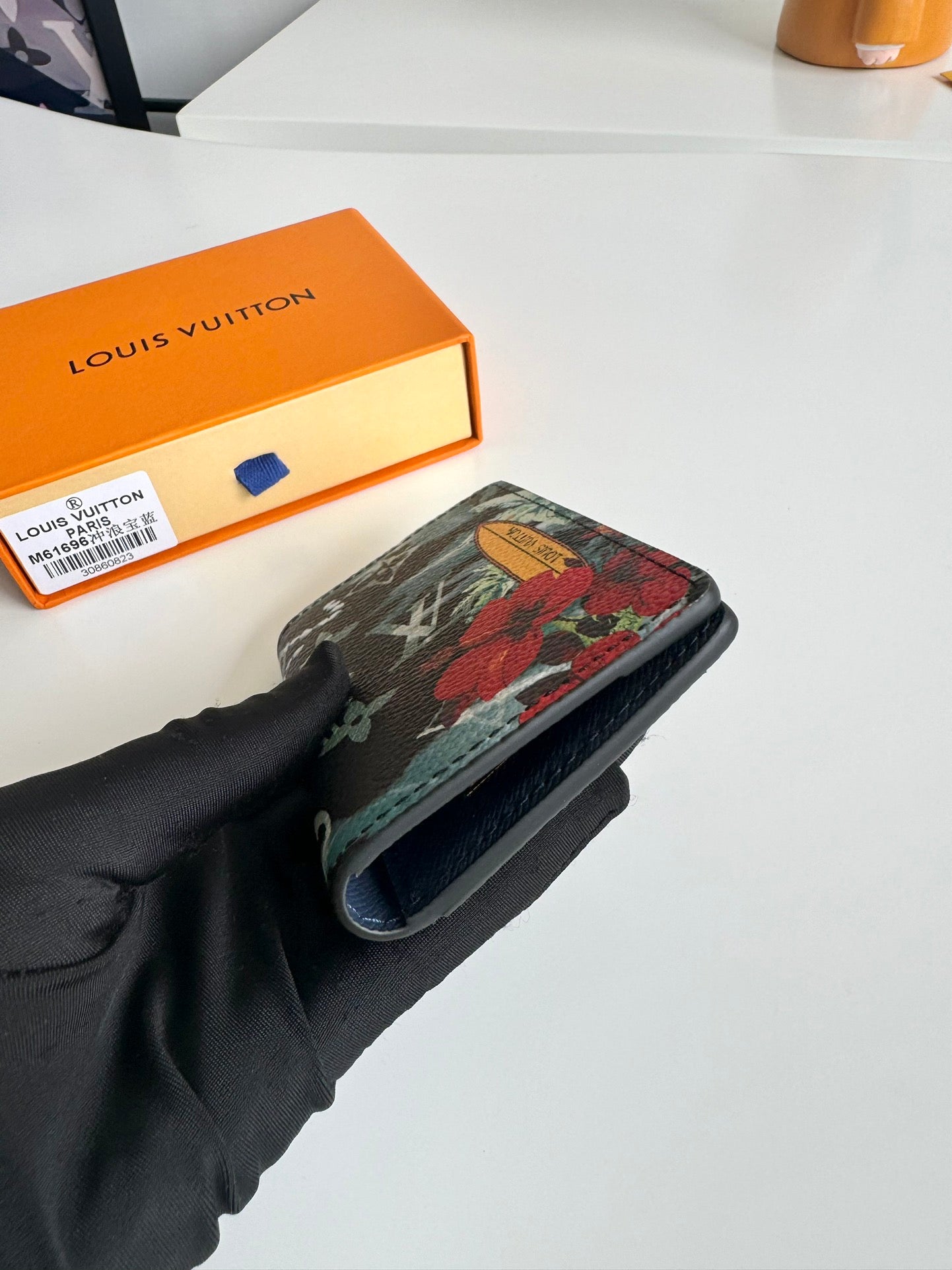 Louis Vuitton Limited Edition Tropical Surf Monogram Passport Cover