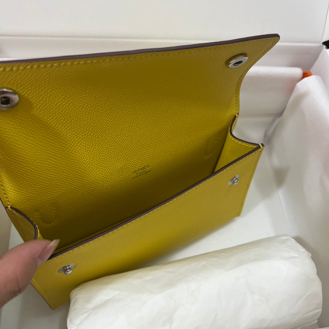 Hermès Kelly To Go Wallet - Lime Epsom Leather with Silver Hardware