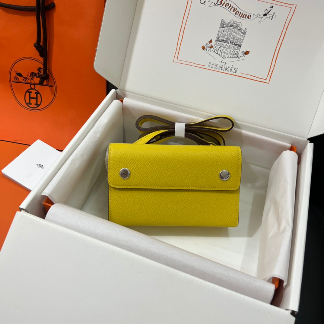 Hermès Kelly To Go Wallet - Lime Epsom Leather with Silver Hardware