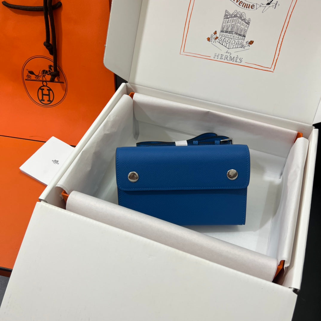Hermès Blue Leather Card Holder Wallet - Authentic with Original Box