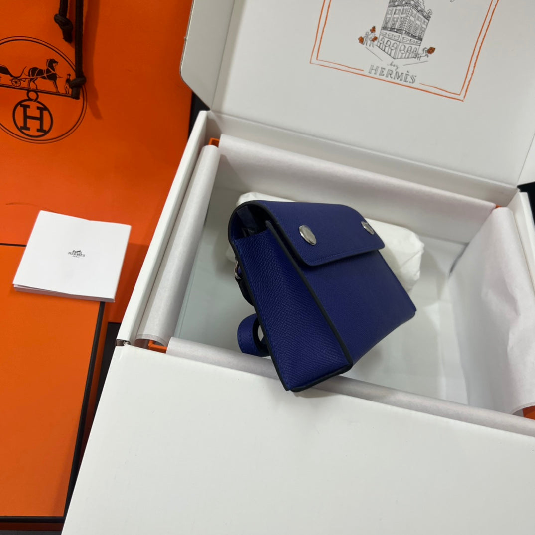 Hermès Kelly Pocket Compact Wallet - Blue Leather with Silver Hardware