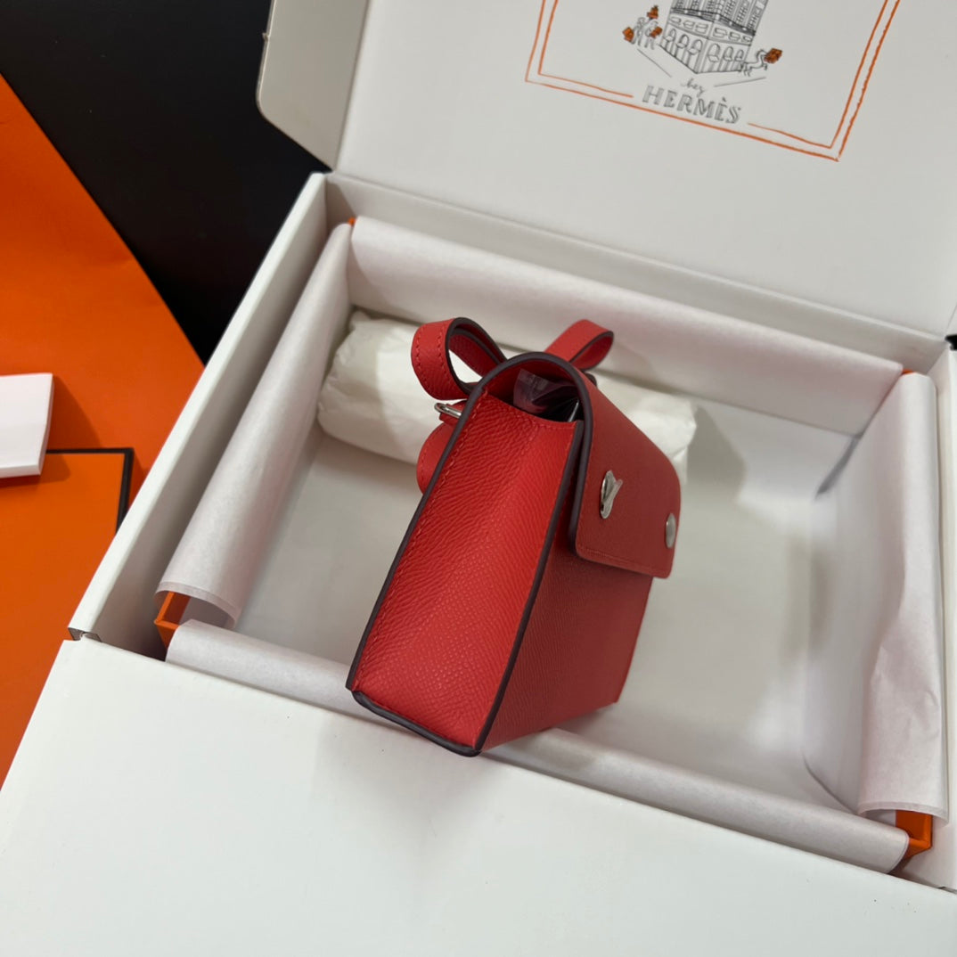 Hermès Clic 16 Wallet on Strap Red Epsom Leather